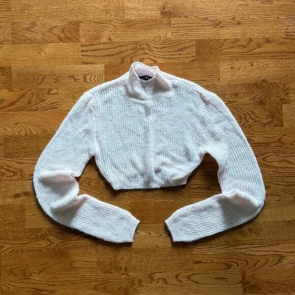 Lioness Light Pink Fine Knit Cropped Turtleneck Sweater City of Angels XXS Top - Picture 1 of 4